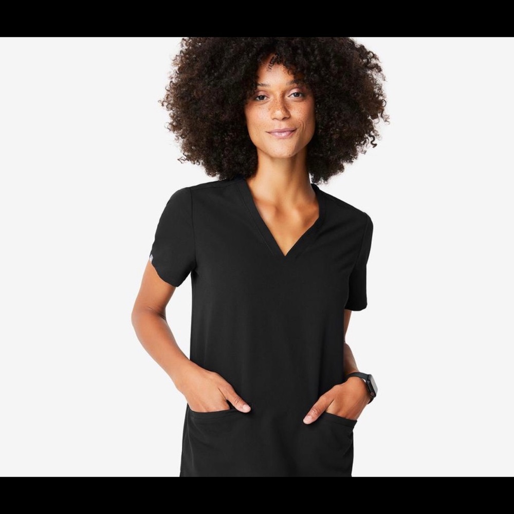 FIGS CASMA Scrub Top Size Medium, used